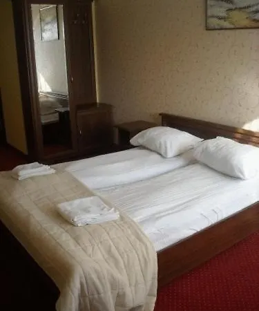 卡尼亚客房旅馆